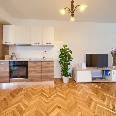 Zeljka Апартаменты *